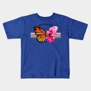 set yourself free butterfly 4 Kids T-Shirt